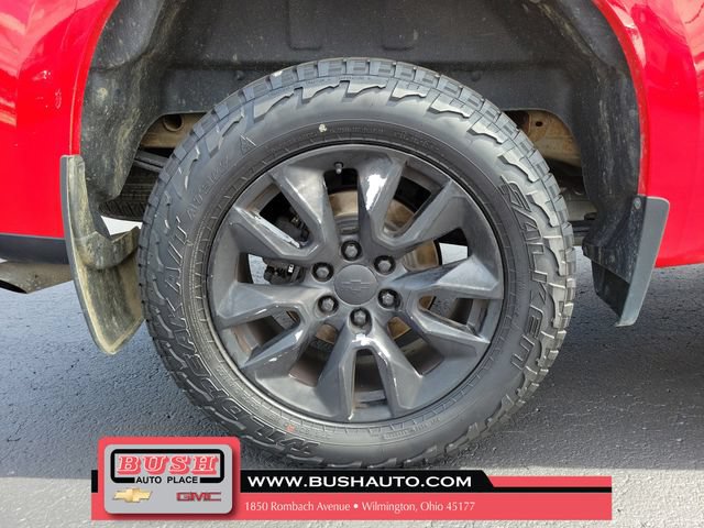 Used 2020 Chevrolet Silverado 1500 Custom w/ Custom Value Package AWD/4WD image 6