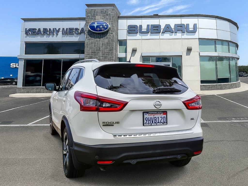 Used 2020 Nissan Rogue Sport SL FWD image 4
