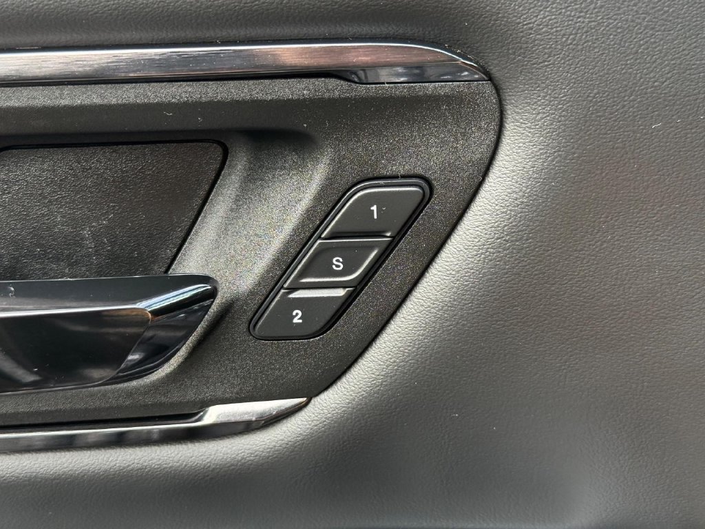 Used 2022 RAM 1500 Limited AWD/4WD image 35
