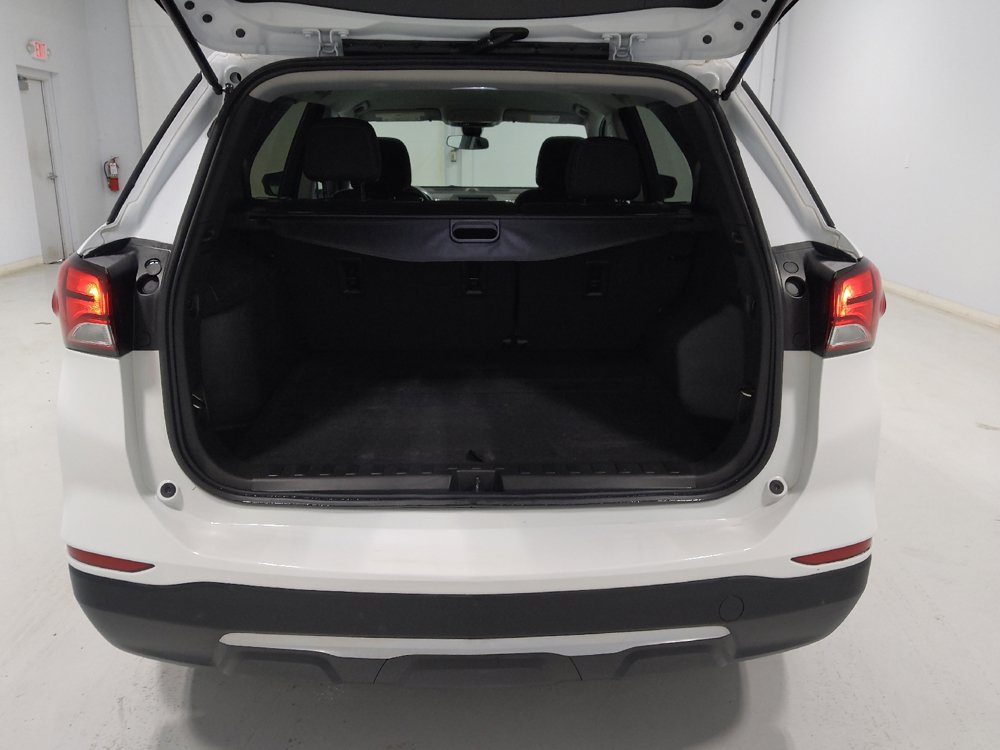 Used 2023 Chevrolet Equinox LT FWD image 29