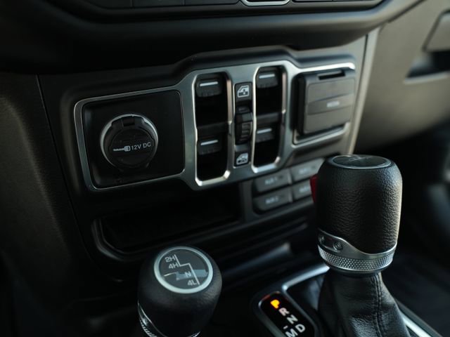 Used 2022 Jeep Gladiator Sport AWD/4WD image 31