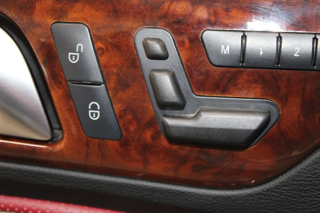 Used 2012 Mercedes-Benz SLK 350 image 42