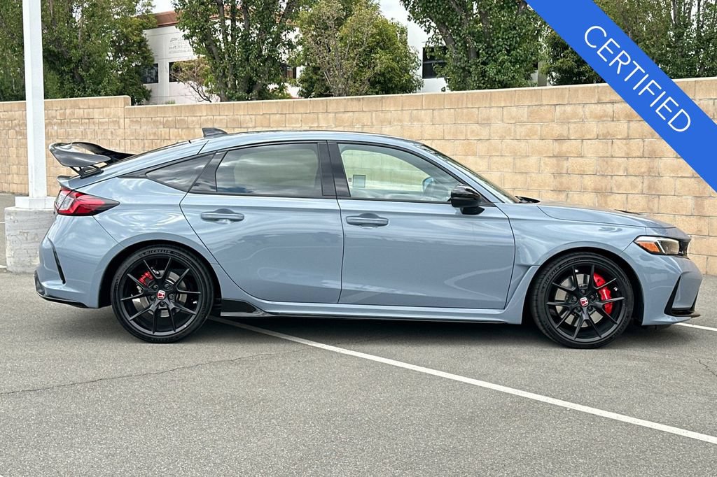 Certified 2025 Honda Civic Type R image 3