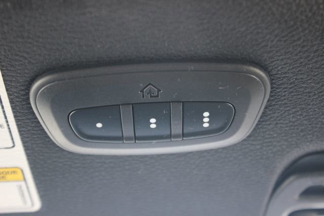 Used 2021 Jeep Gladiator Willys image 11