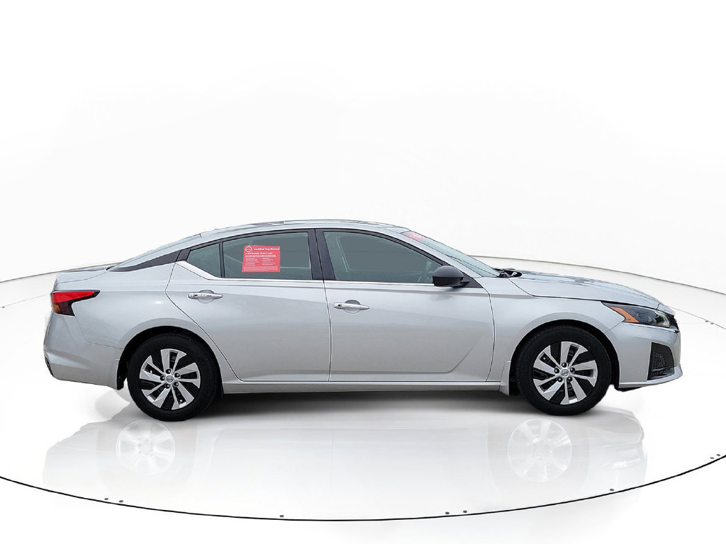Certified 2024 Nissan Altima 2.5 S FWD image 7