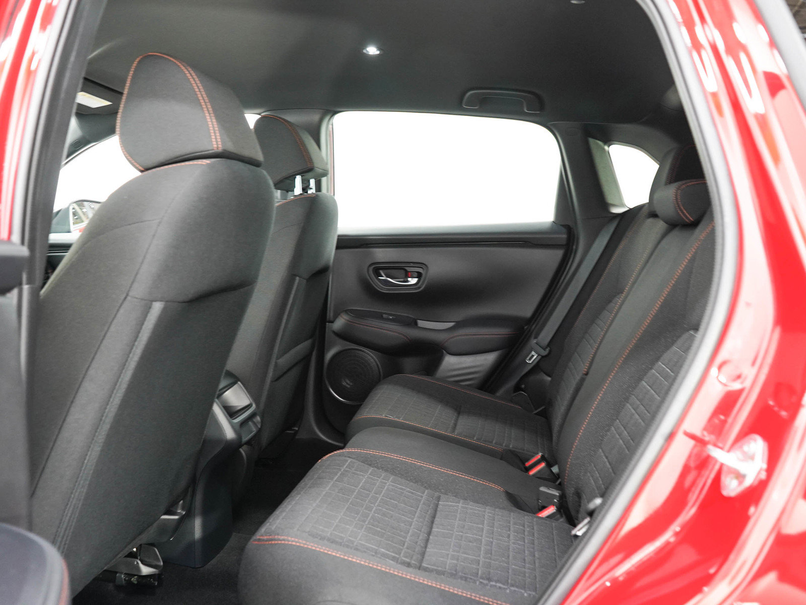 Used 2025 Honda HR-V Sport image 14
