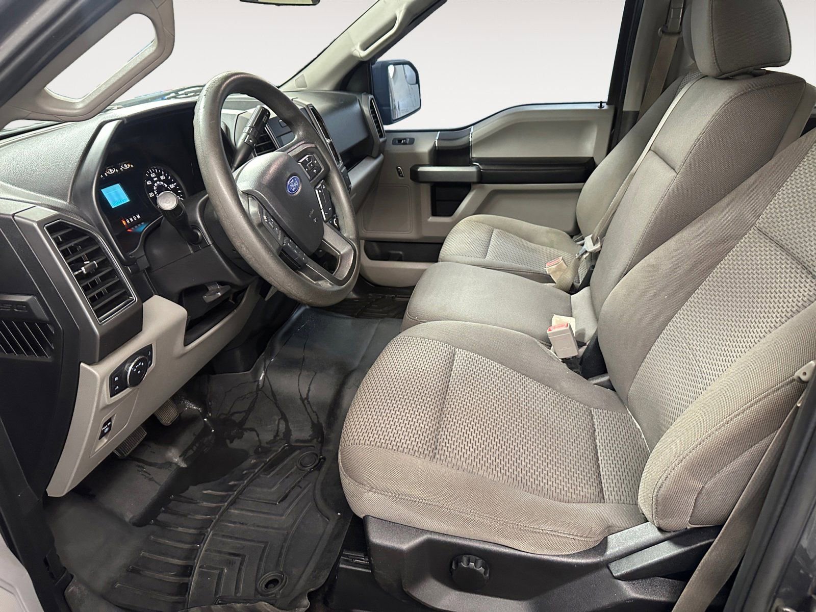 Used 2019 Ford F150 XLT image 9