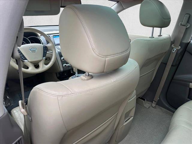 Used 2014 Nissan Murano SL w/ Navigation Package AWD/4WD image 18