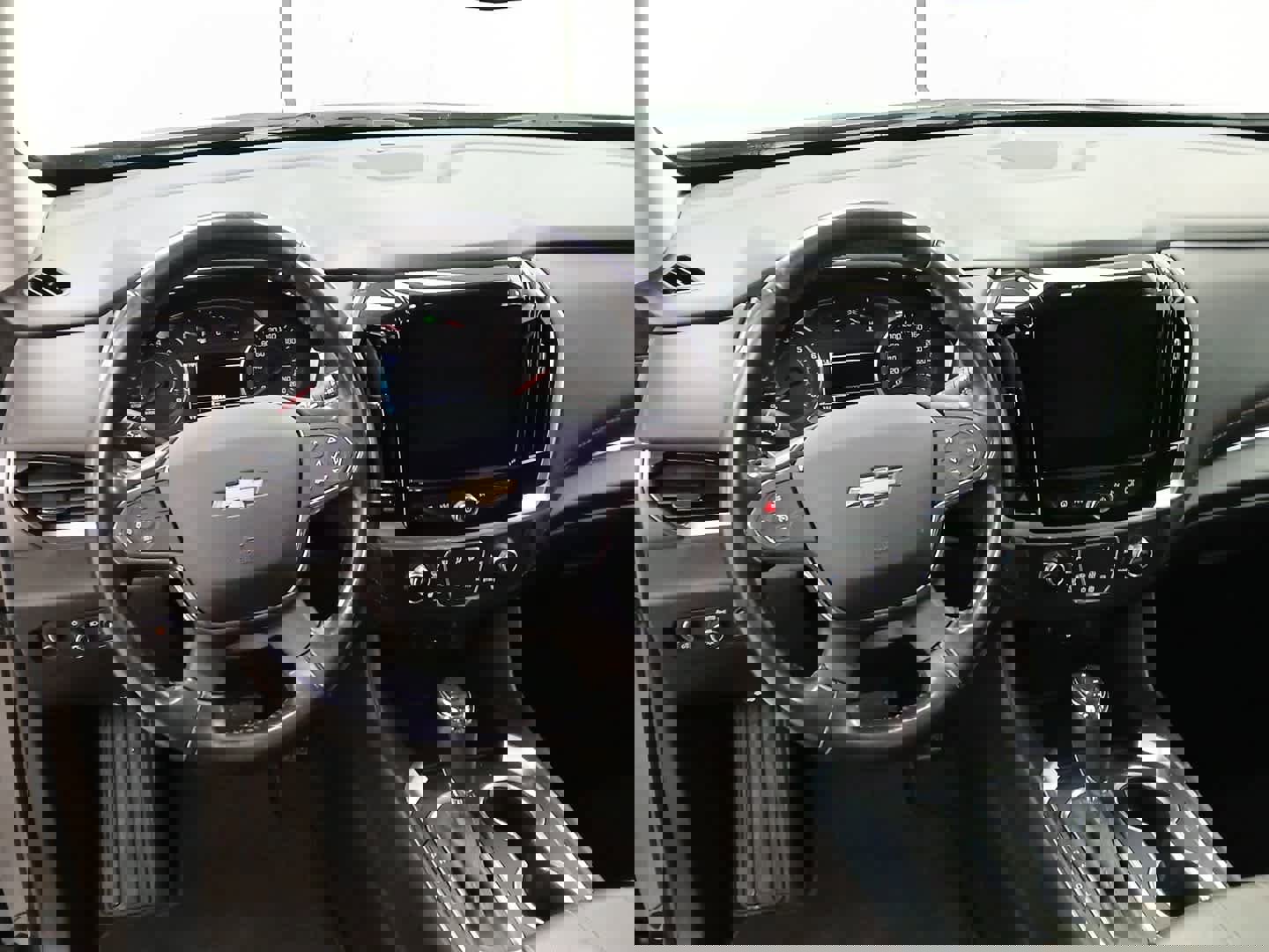 Used 2019 Chevrolet Traverse RS image 11