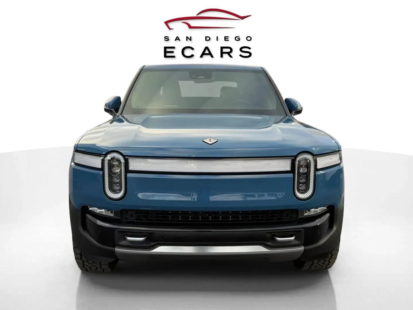 Used 2022 Rivian R1T Launch Edition image 2