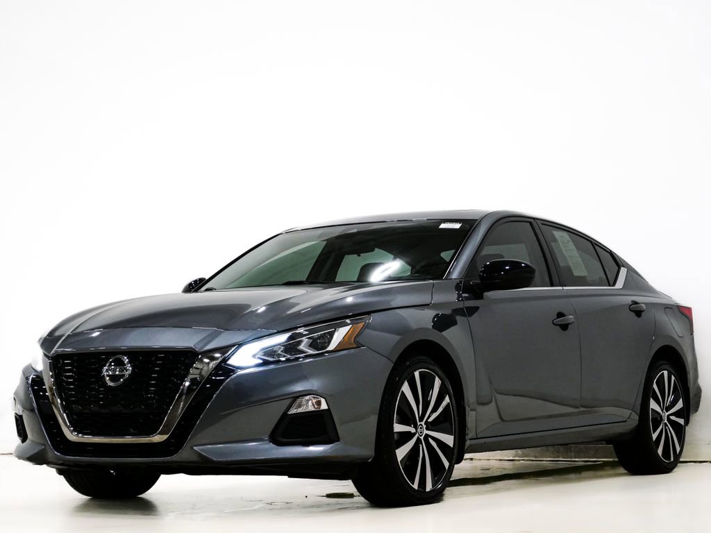 Used 2021 Nissan Altima 2.5 SR w/ SR Premium Package image 3