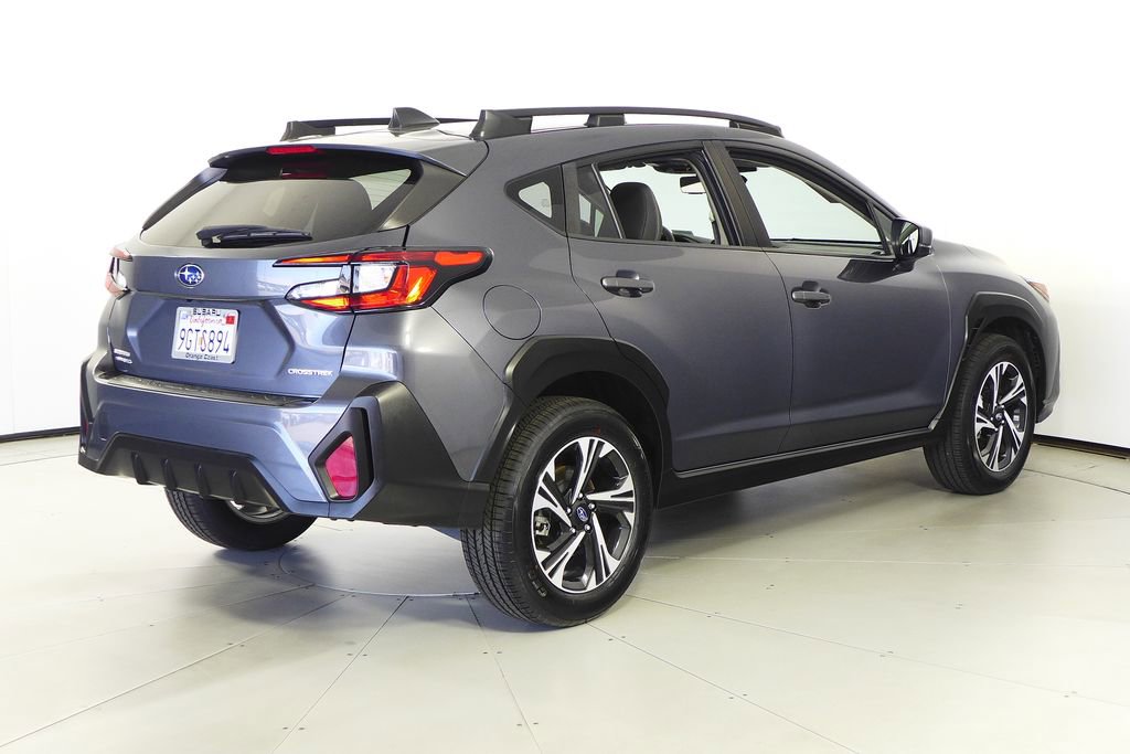 Used 2024 Subaru Crosstrek 2.0i Premium w/ Crosstrek Mirror Package AWD/4WD image 7