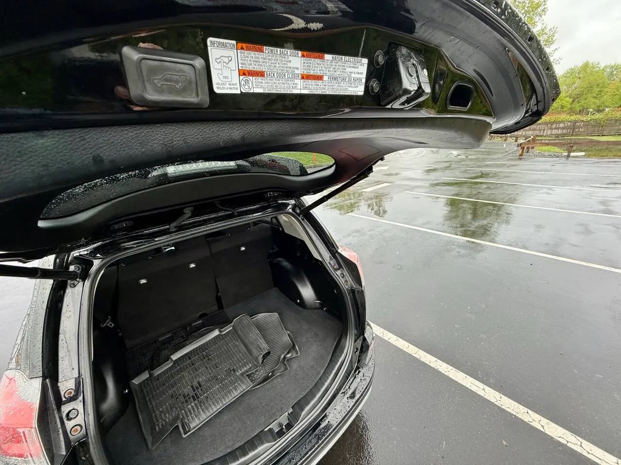 Used 2016 Toyota RAV4 XLE image 7