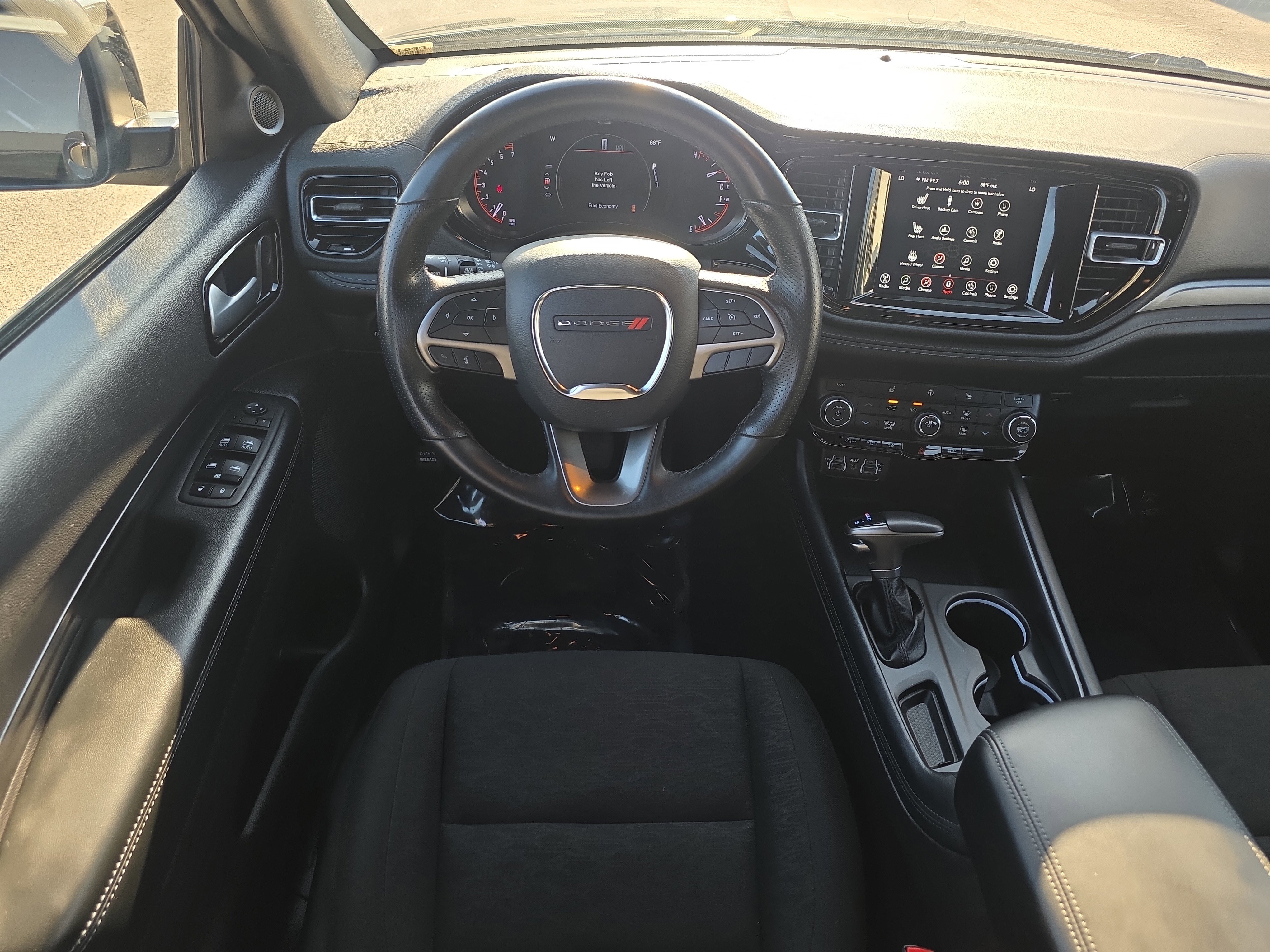 Used 2023 Dodge Durango SXT AWD/4WD image 19