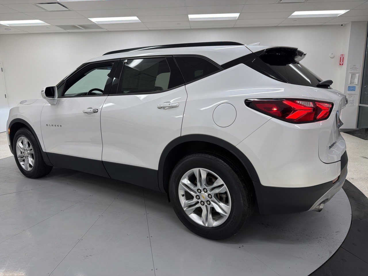 Used 2020 Chevrolet Blazer LT w/ Sound & Technology Package image 5