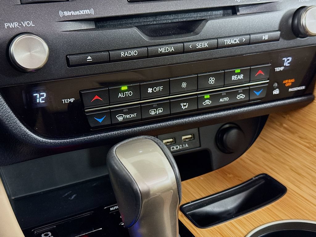 Certified 2021 Lexus RX 350L FWD w/ Premium Package image 16