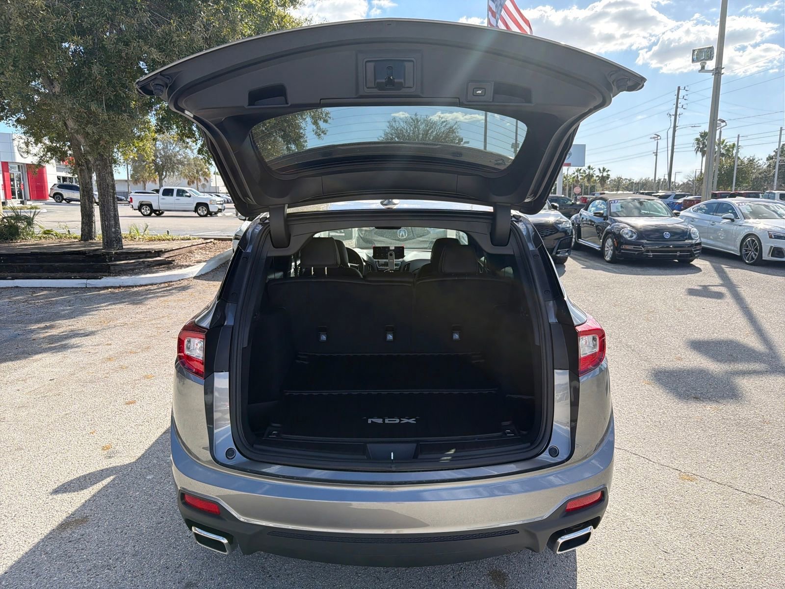 Used 2025 Acura RDX SH-AWD image 22