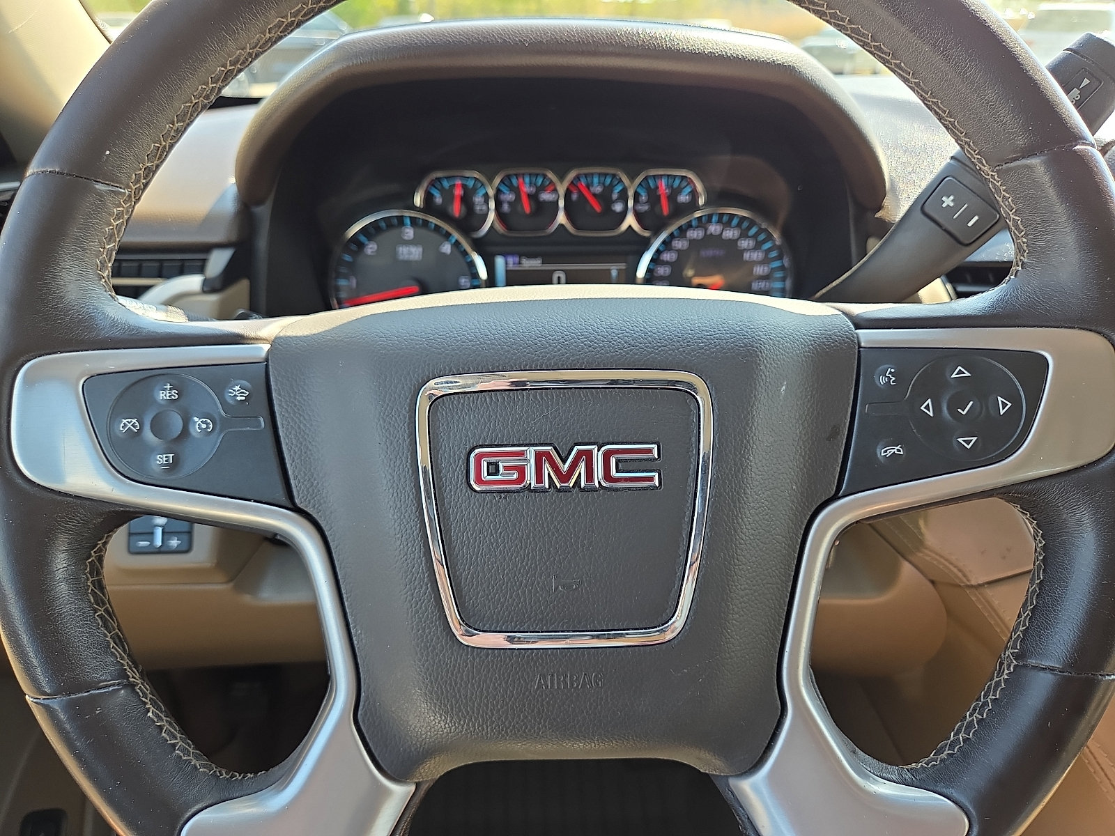 Used 2019 GMC Yukon SLT w/ HD Trailering Package AWD/4WD image 24