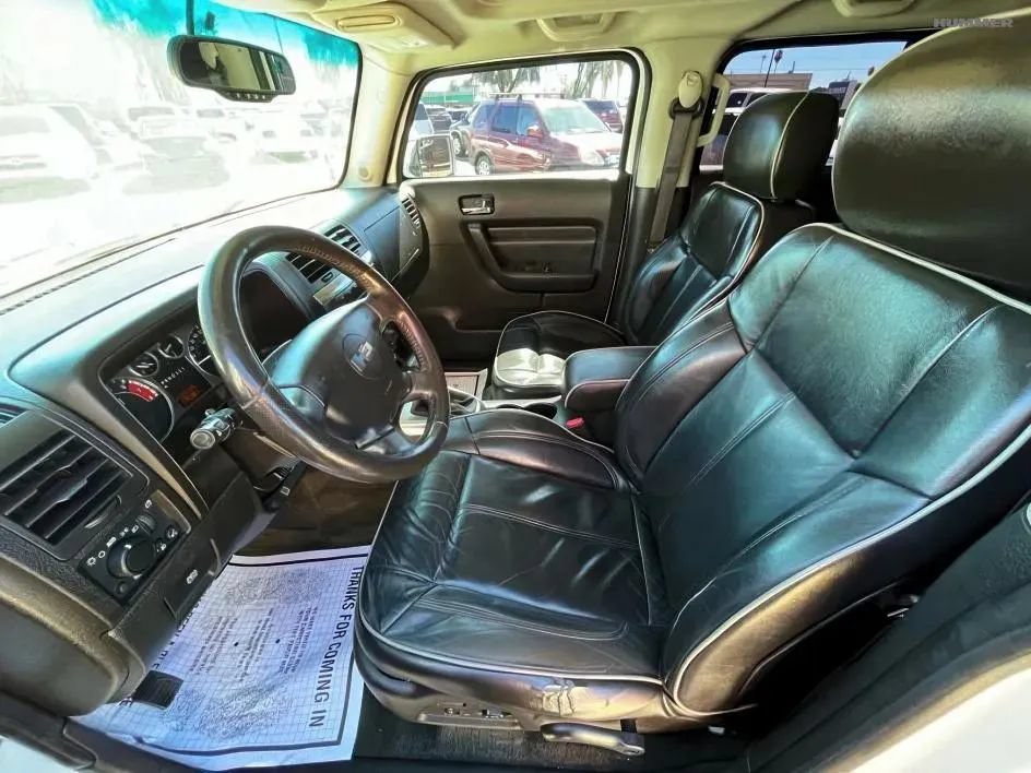 Used 2006 HUMMER H3 AWD/4WD image 9
