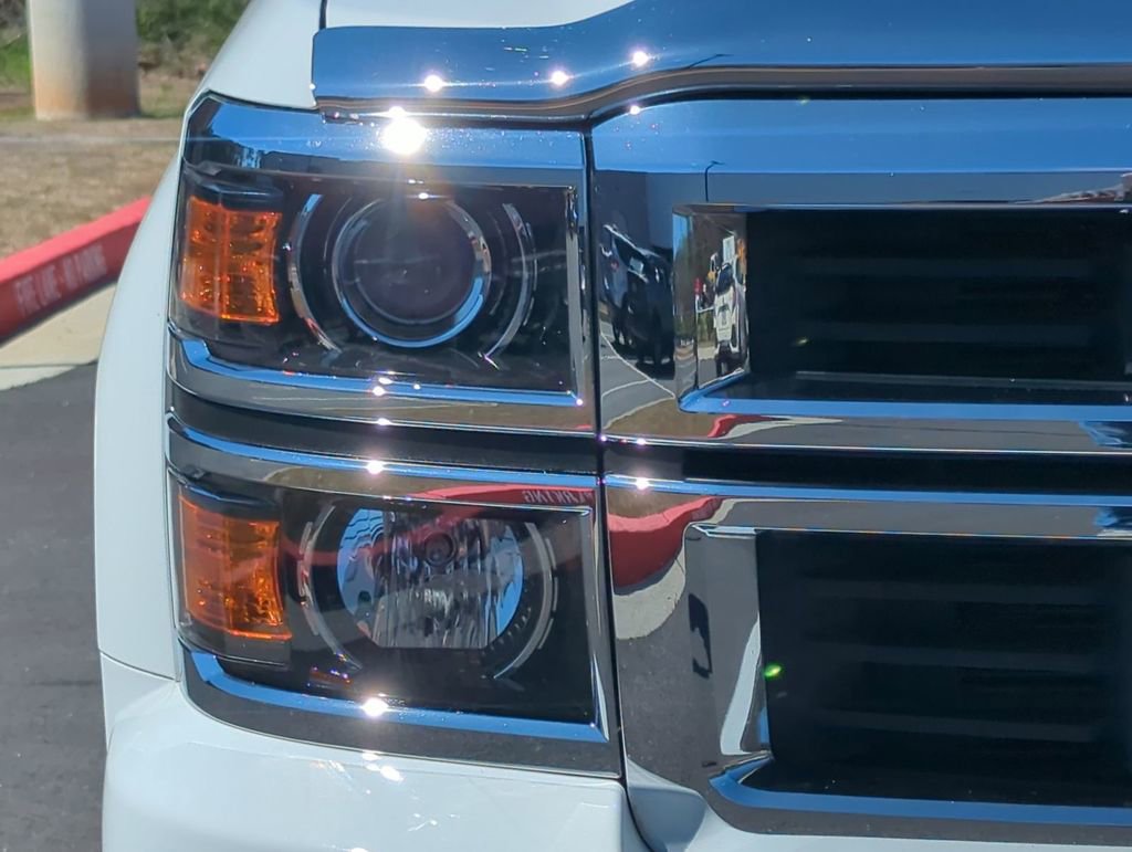 Used 2014 Chevrolet Silverado 1500 LTZ Z71 w/ LTZ Plus Package image 9