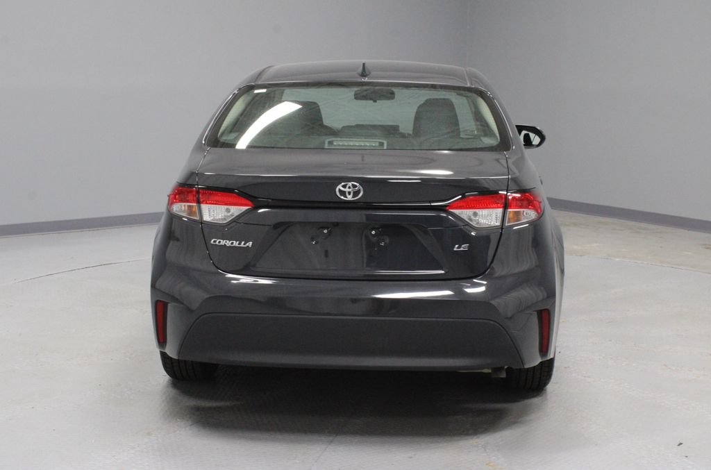 Used 2024 Toyota Corolla LE FWD image 10