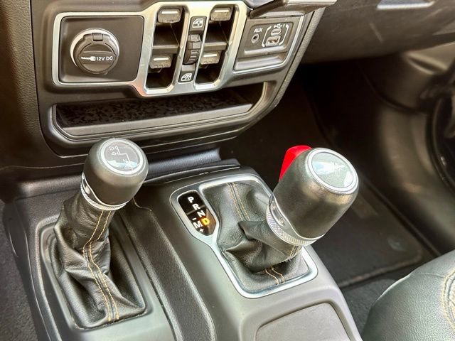 Used 2023 Jeep Gladiator Overland AWD/4WD image 30
