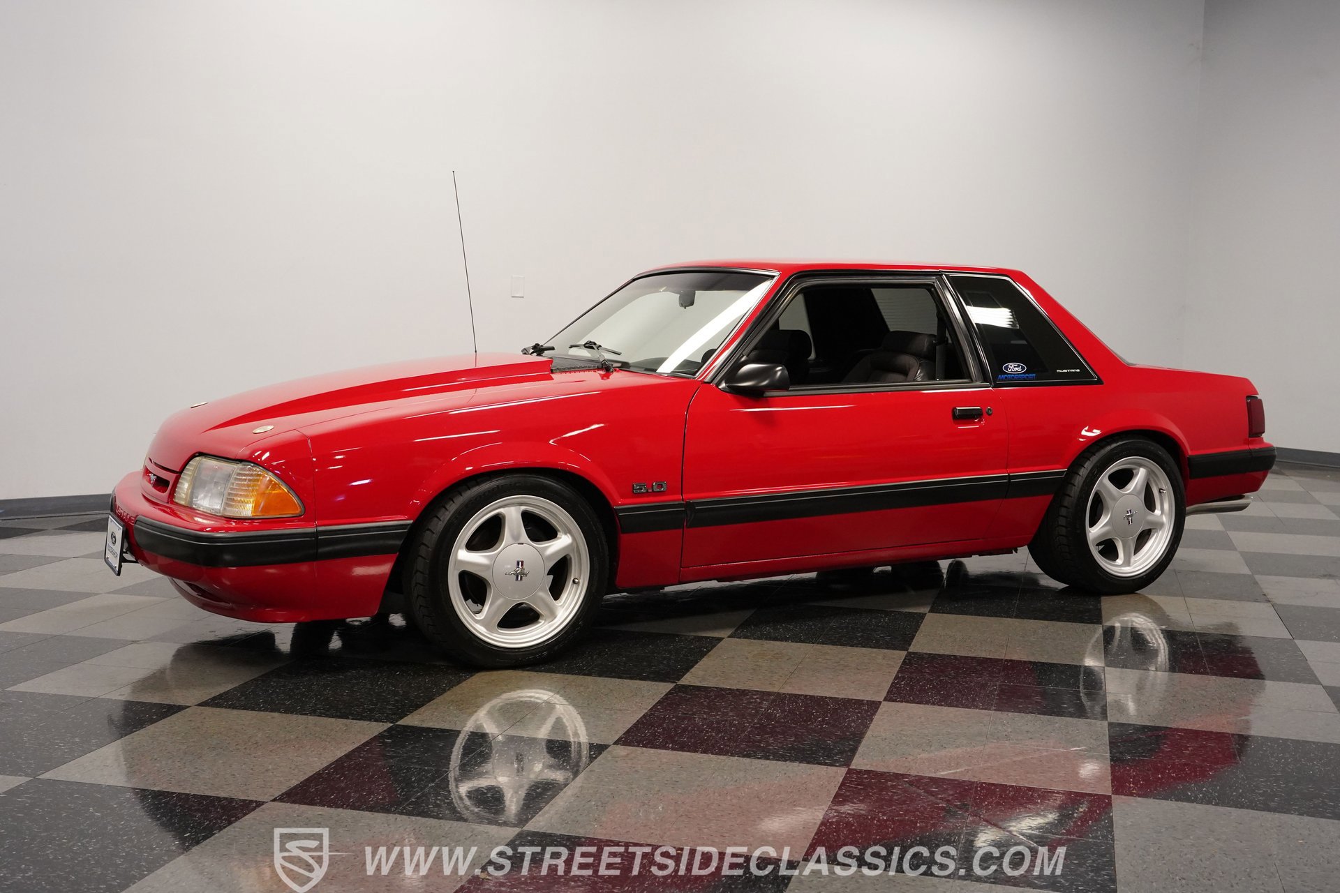 Used 1991 Ford Mustang LX RWD image 6
