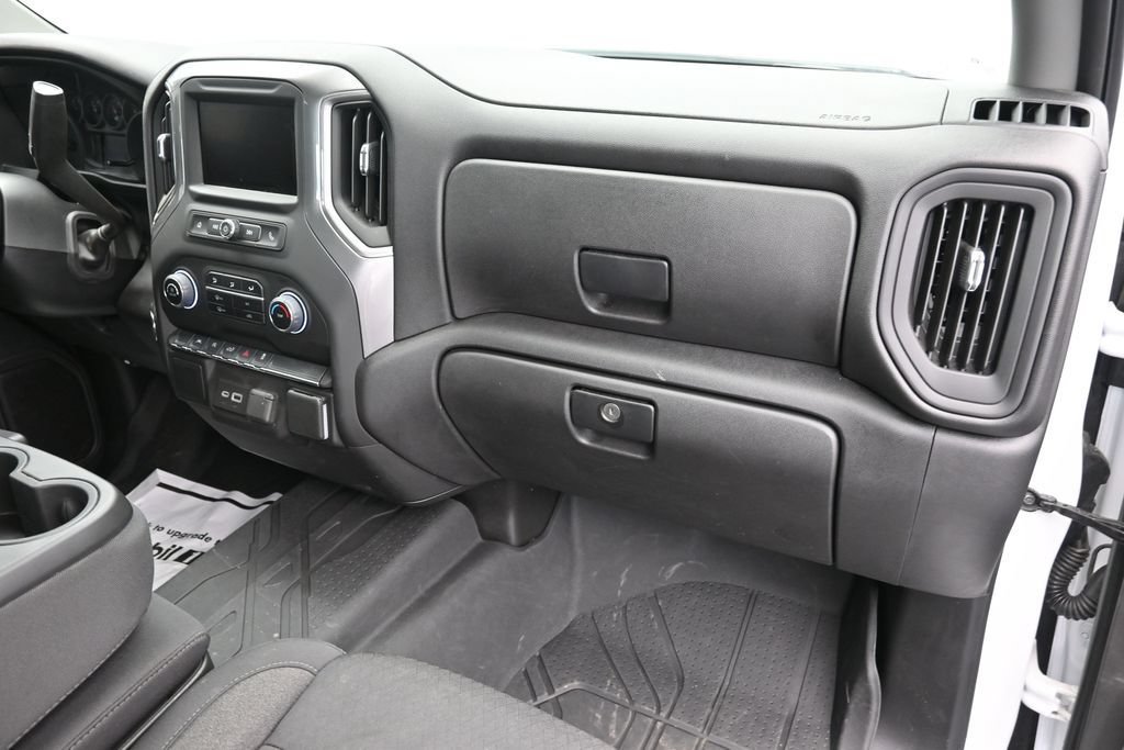 Used 2025 Chevrolet Silverado 1500 Custom AWD/4WD image 29
