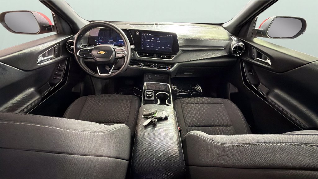 Certified 2026 Chevrolet Equinox LT w/ Safety and Technology Package FWD image 33