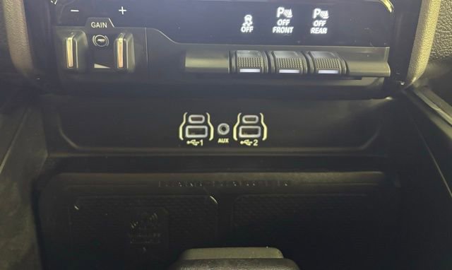 Used 2025 RAM 1500 Laramie w/ Laramie Southwest Edition image 35