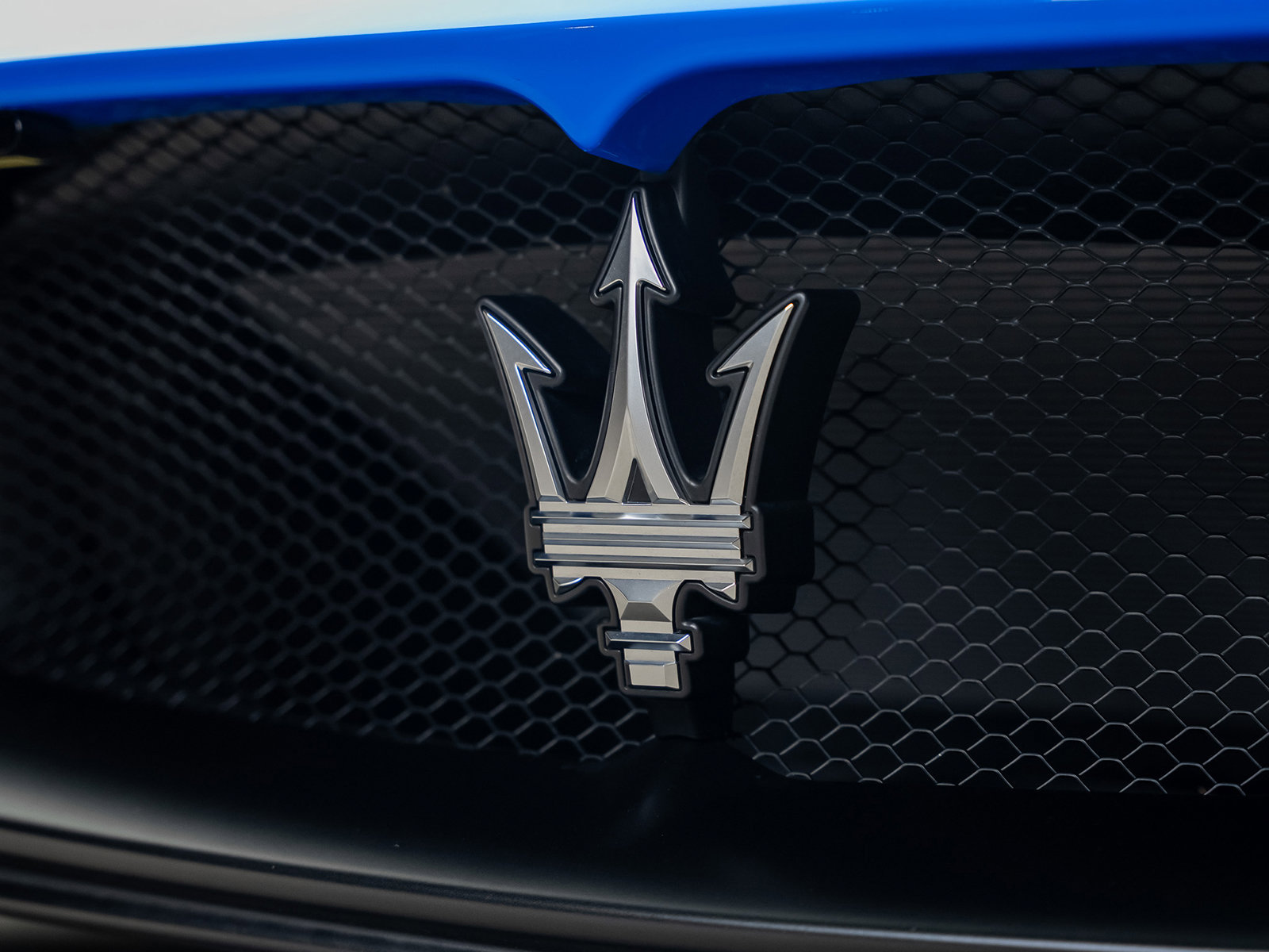 Used 2023 Maserati MC20 Spyder RWD image 8