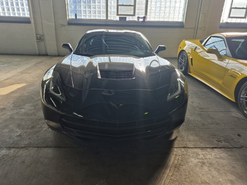 Used 2014 Chevrolet Corvette Stingray Coupe w/ Battery Protection Package image 2