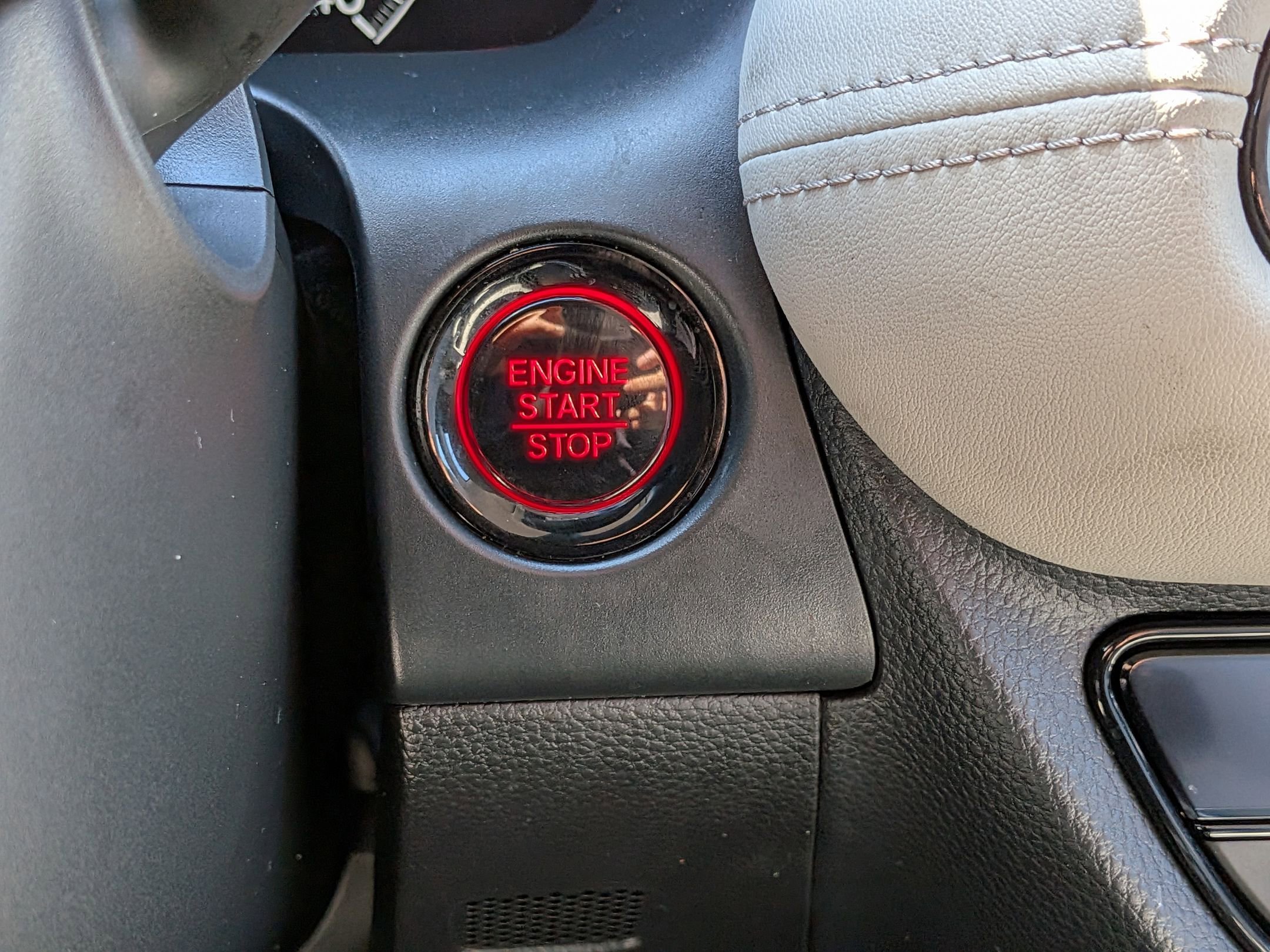 Used 2023 Honda HR-V LX image 16