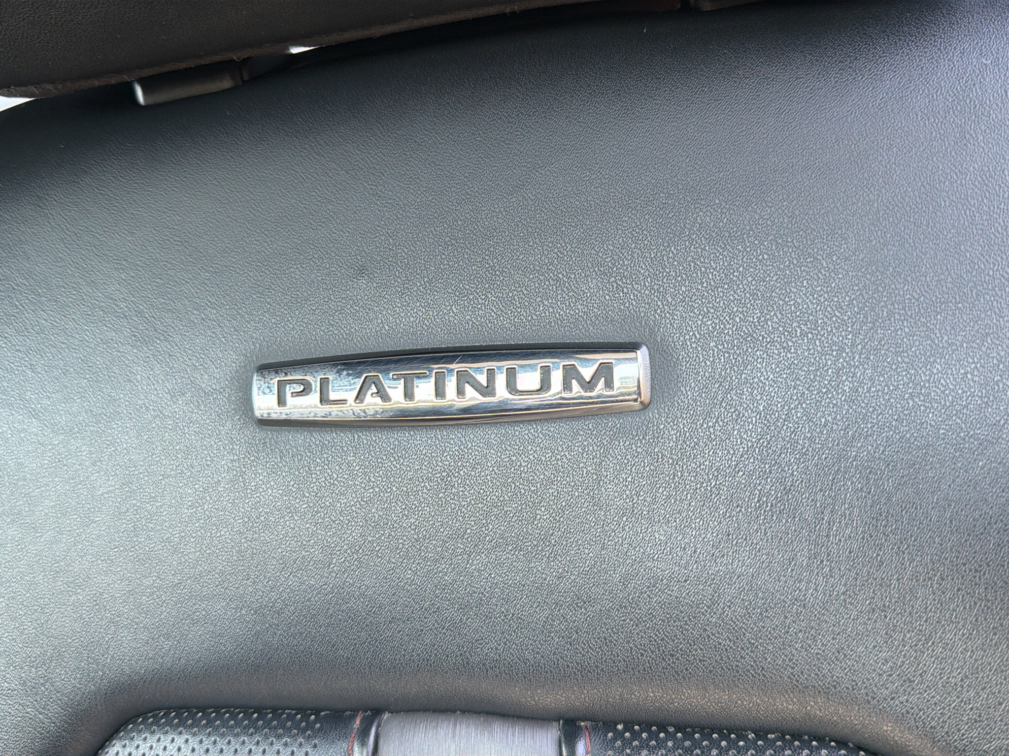 Used 2019 Ford F150 Platinum w/ Equipment Group 701A Luxury RWD image 12