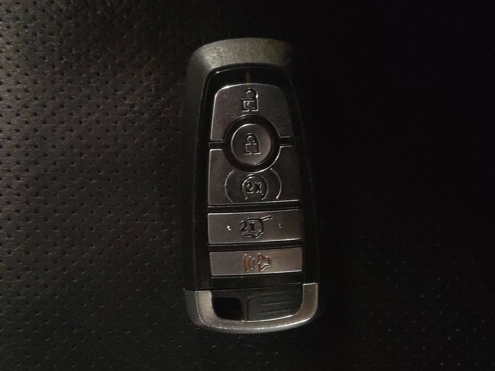 Used 2019 Ford Explorer Limited w/ Ford Safe & Smart Package image 32