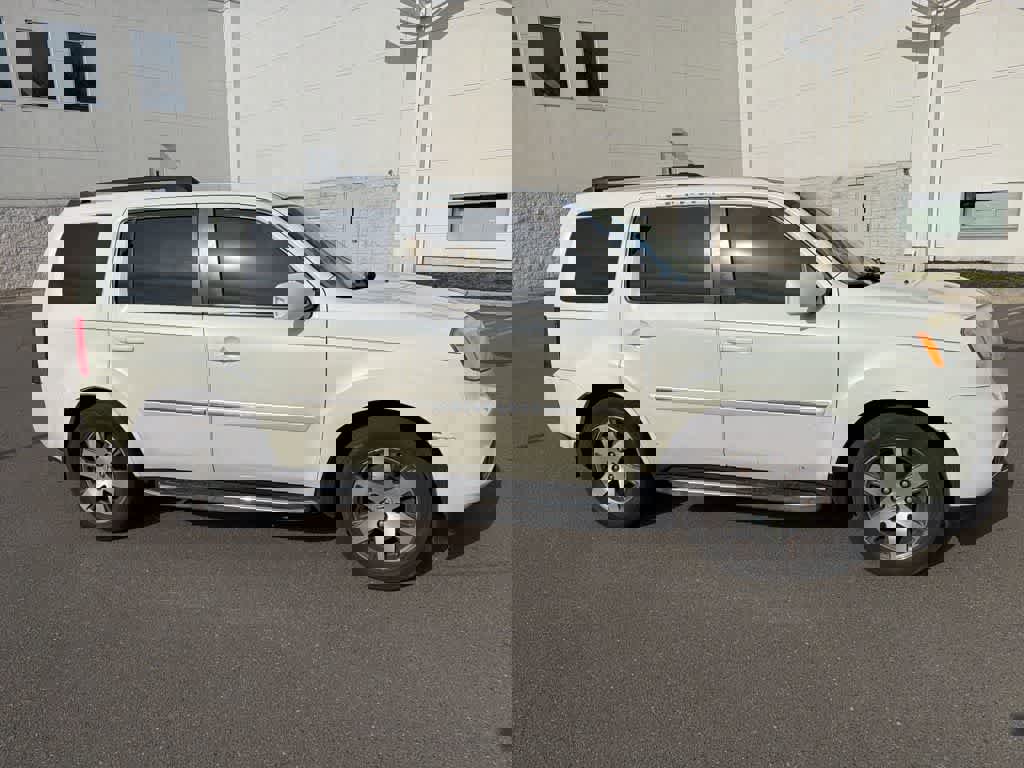 Used 2015 Honda Pilot Touring image 19