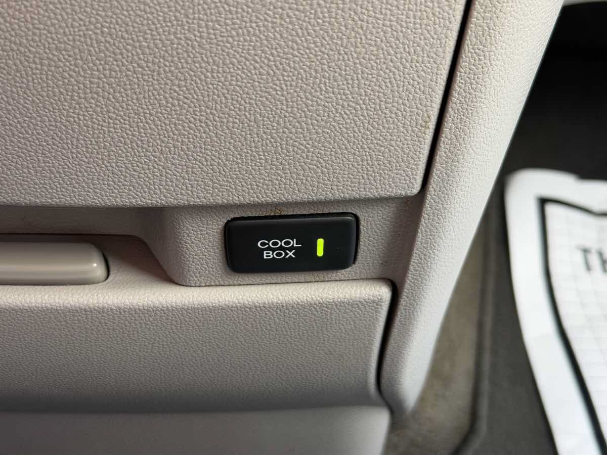 Used 2011 Honda Odyssey Touring image 29