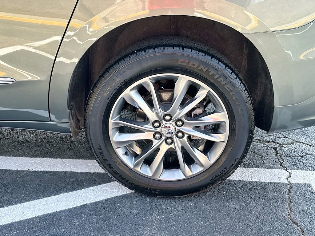 Used 2023 Buick Enclave Avenir w/ Avenir Technology Package FWD image 24