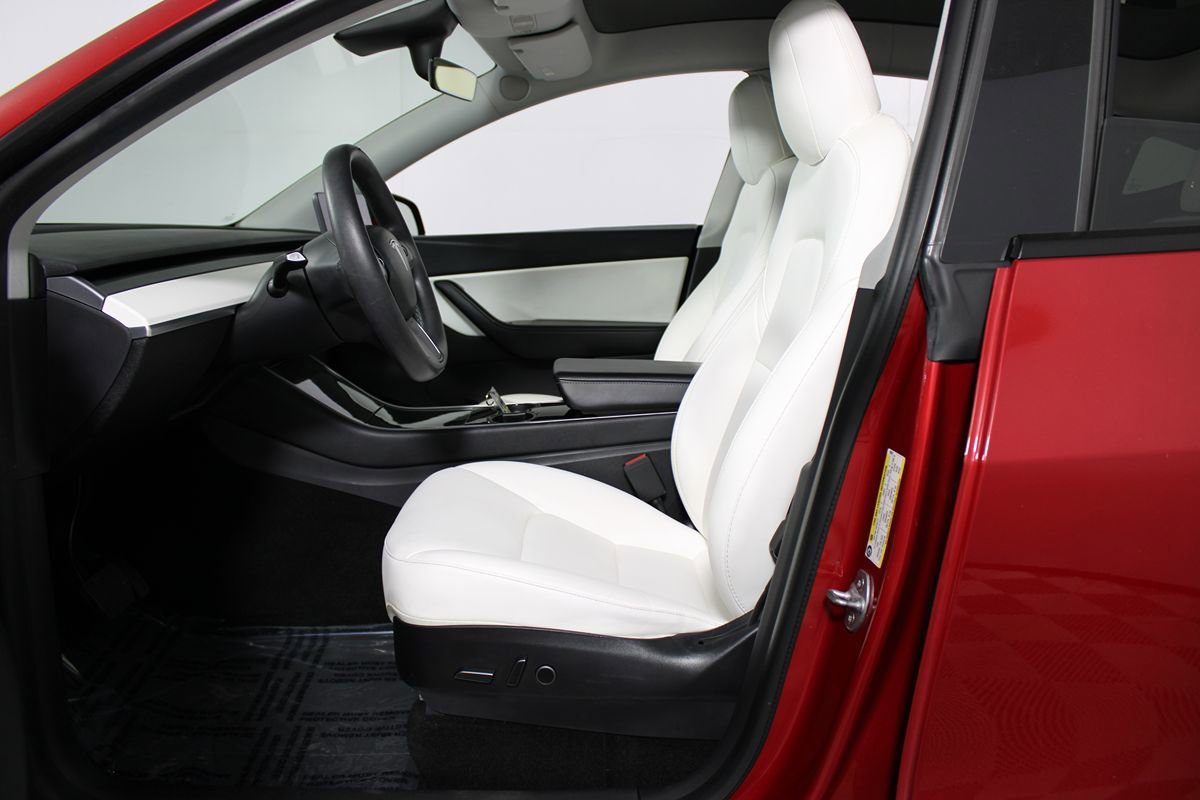Used 2021 Tesla Model Y Long Range AWD/4WD image 8