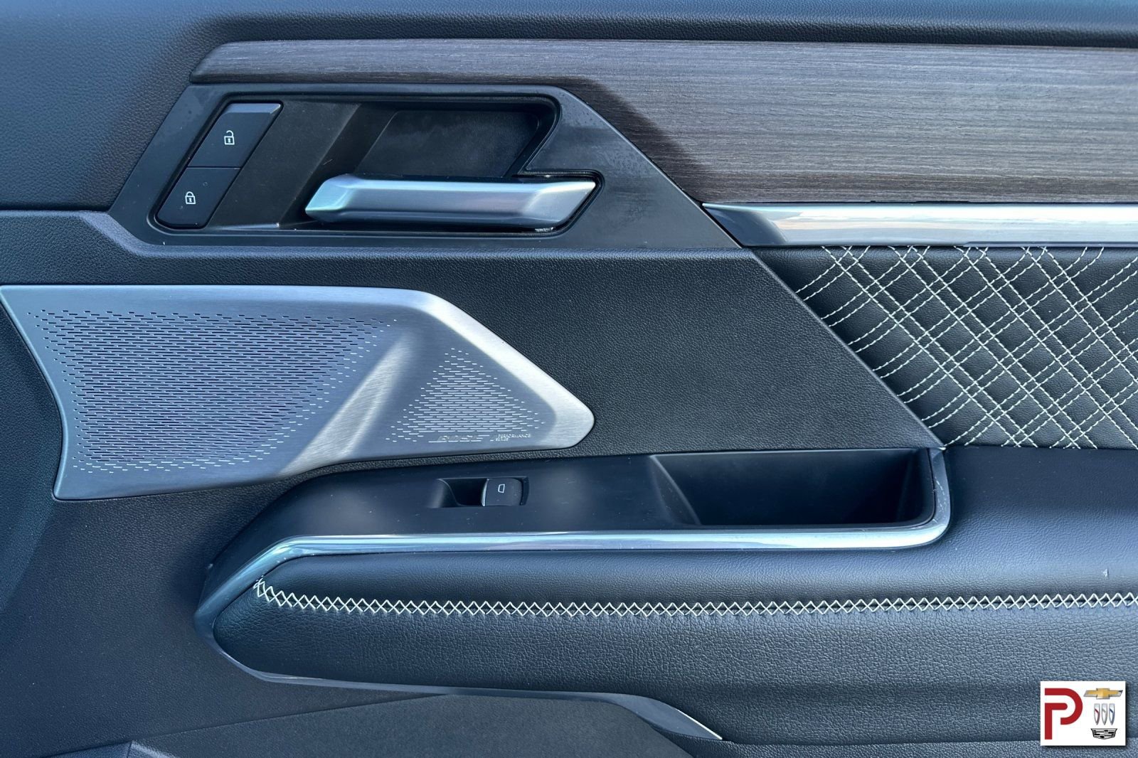 Certified 2024 GMC Acadia Denali w/ Super Cruise Package image 22