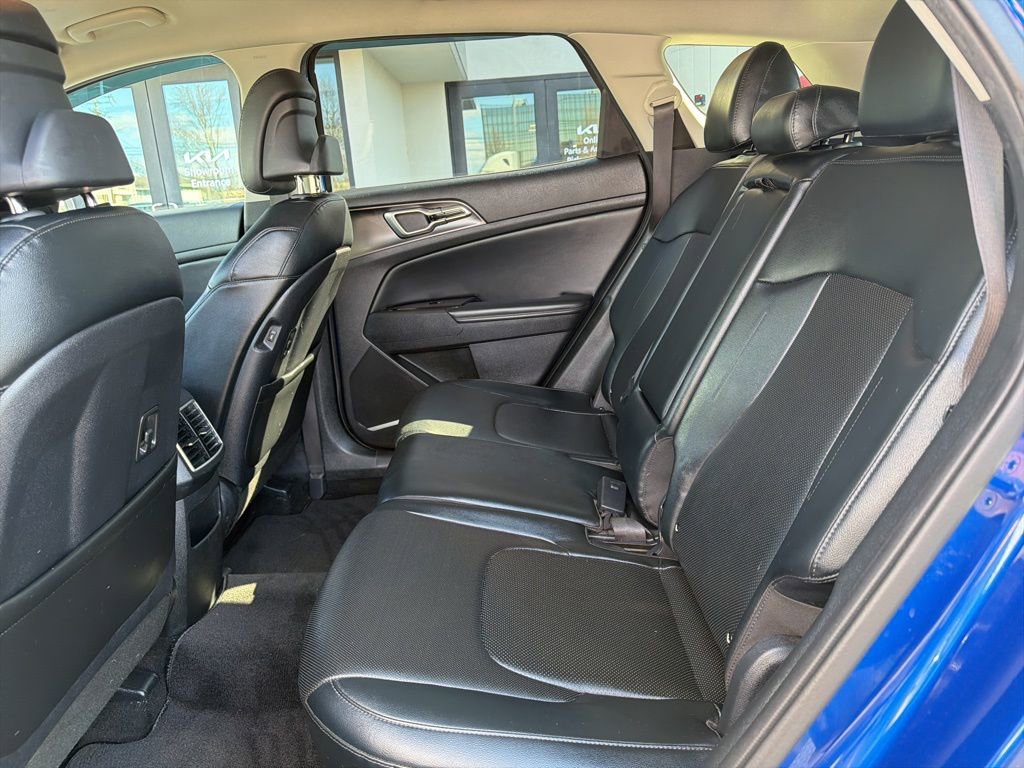 Certified 2023 Kia Sportage EX image 19