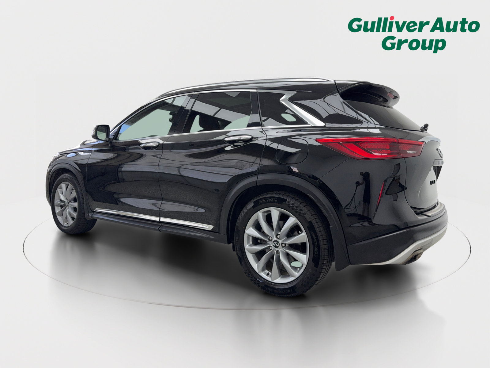 Used 2019 INFINITI QX50 Luxe w/ Navigation Package FWD image 4