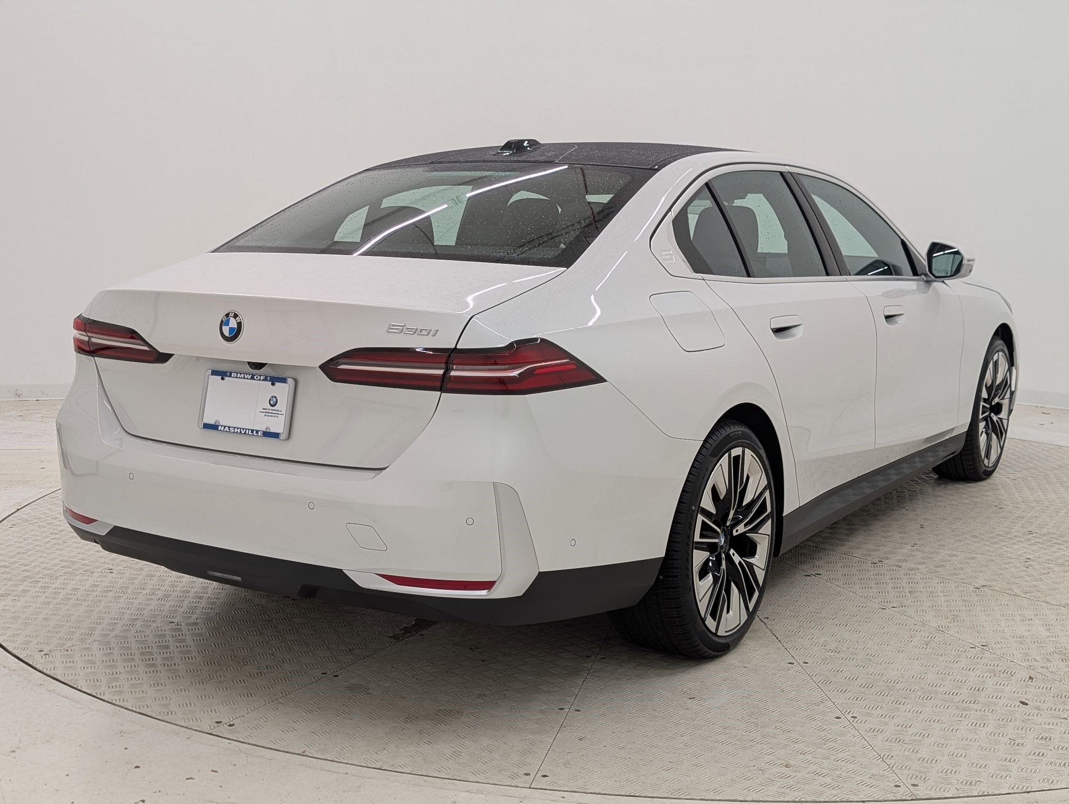 New 2026 BMW 530i RWD image 9