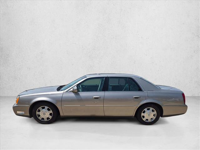 Used 2004 Cadillac De Ville w/ Equipment Group FWD image 9
