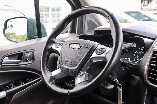 Used 2022 Ford Transit Connect XLT FWD image 16