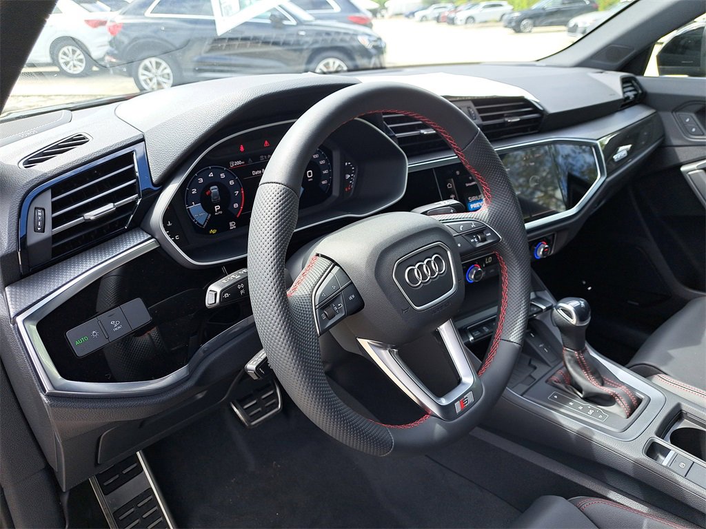 New 2025 Audi Q3 2.0T Premium Plus image 7
