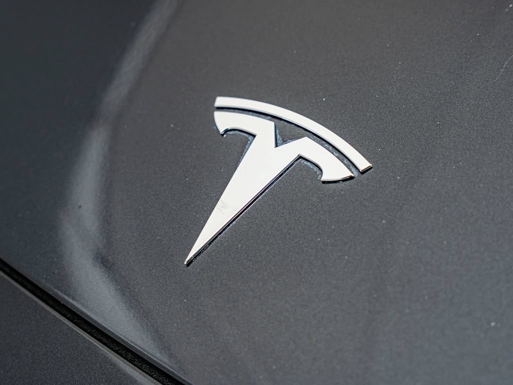 Used 2024 Tesla Model 3 Long Range RWD image 12