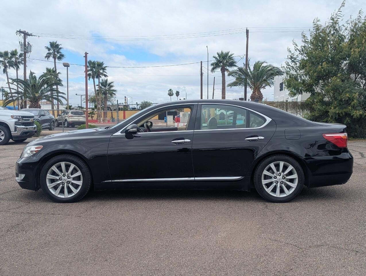 Used 2012 Lexus LS 460 w/ Luxury Value Edition image 6