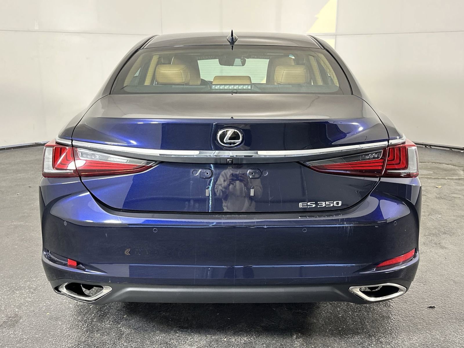 Used 2022 Lexus ES 350 w/ Premium Package image 10