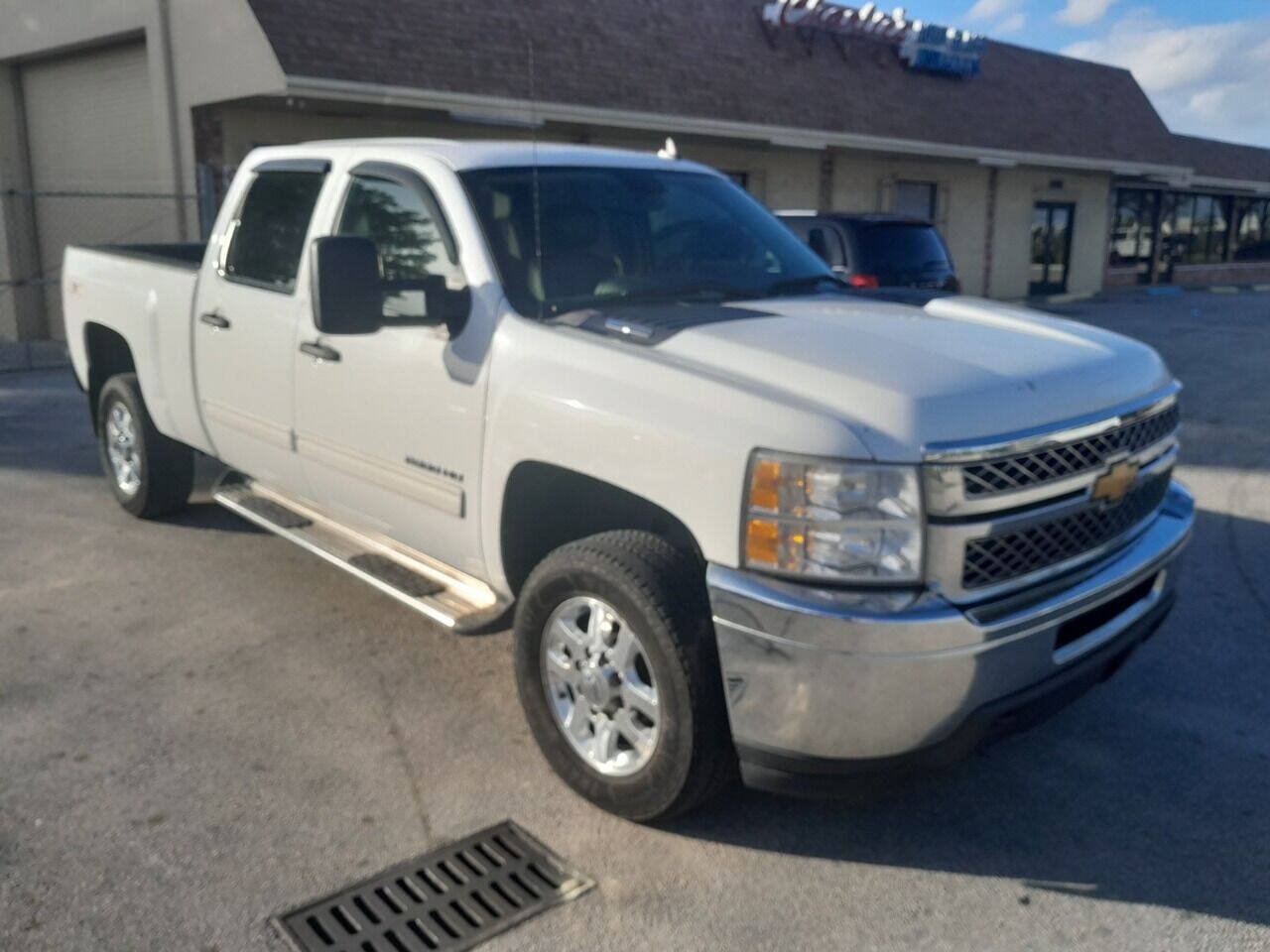 Used 2014 Chevrolet Silverado 2500 LT AWD/4WD image 1